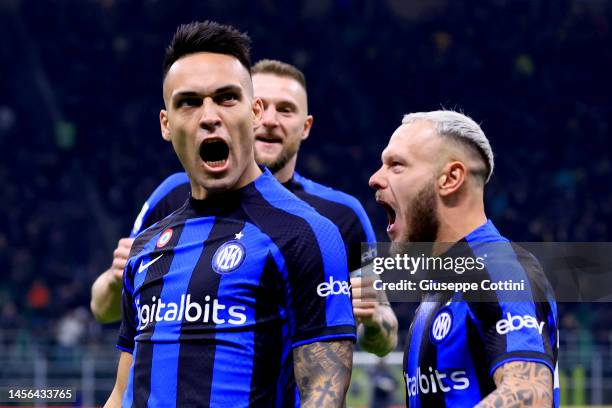 Lautaro Martinez of FC Internazionale celebrates with Federico Dimarco after scoring the his team's first goal during the Serie A match between FC...