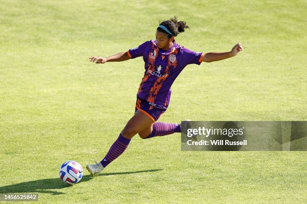 Cyera Hintzen of the Glory kicks the ball during the round 10 A-League Women's match between Perth Glory and Wellington Phoenix at Macedonia Park, on...