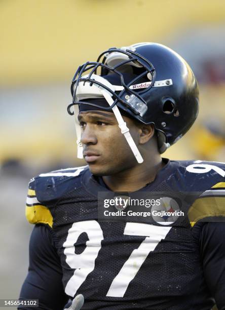 Linebacker Kendrell Bell of the Pittsburgh Steelers looks on from the field after a game against the Arizona Cardinals at Heinz Field on November 9,...