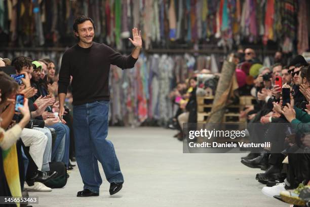 Fashion designer Marco De Vincenzo is walking the runway at the Etro fashion show during the Milan Menswear Fall/Winter 2023/2024 on January 15, 2023...