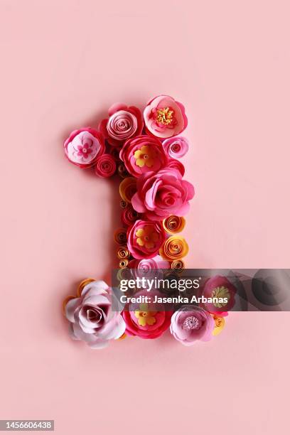 Number 1 Spring Flower 1,276 Number 1 Flowers Stock Photos, High-Res Pictures, and Images ...