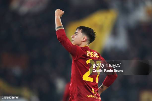 Paulo Dybala of AS Roma celebrates after scoring the team's first goal during the Serie A match between AS Roma and ACF Fiorentina at Stadio Olimpico...