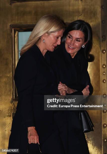 Queen Letizia and Marie Chantal Miller leave the restaurant where a dinner was held, January 15 in Athens, Greece.