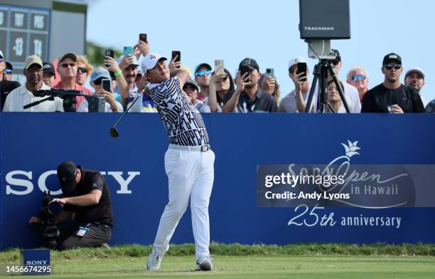 Si Woo Kim of South Korea plays his shot from the 18th tee during the final round of the Sony Open in Hawaii at Waialae Country Club on January 15,...