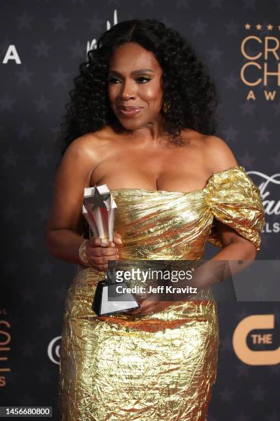 Sheryl Lee Ralph, winner of the Best Supporting Actress in a Comedy Series award for "Abbott Elementary", poses in the press room at the 28th Annual...