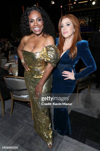 Sheryl Lee Ralph and Lisa Ann Walter attend the 28th Annual Critics Choice Awards at Fairmont Century Plaza on January 15, 2023 in Los Angeles,...
