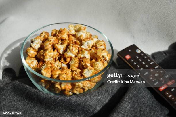 movie night at home - home movie stock pictures, royalty-free photos & images