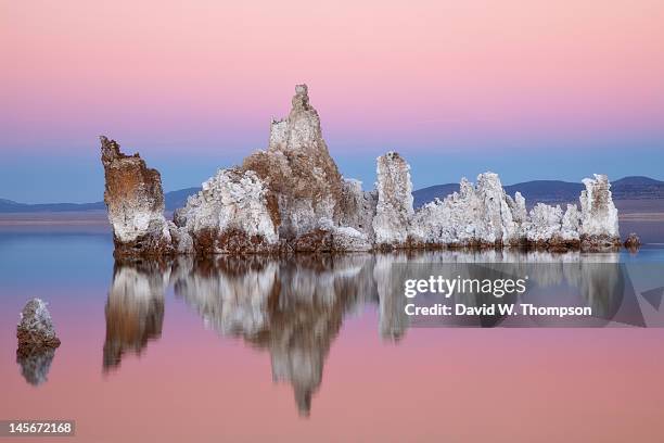 reflections - mono lake stock pictures, royalty-free photos & images