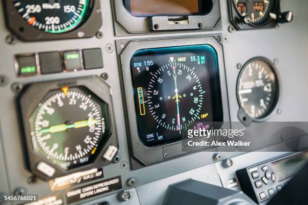 cockpit, flight deck of a business aircraft, pilatus pc12 - aeroplane dashboard stock pictures, royalty-free photos & images