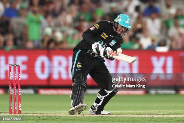 Matthew Renshaw of the Heat plays a ramp shot to hit the winning runs on the last ball of the match during the Men's Big Bash League match between...