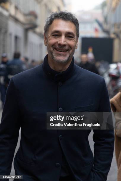 Actor Raoul Bova arriving at Giorgio Armani show during the Milan Menswear Fall/Winter 2023/2024 on January 16, 2023 in Milan, Italy.