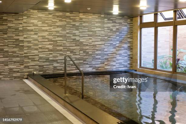 japanese style public bathhouse - bath house stockfoto's en -beelden