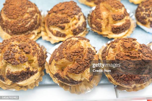 japanese style cream vanilla puff with crispy outside - brioche stock pictures, royalty-free photos & images