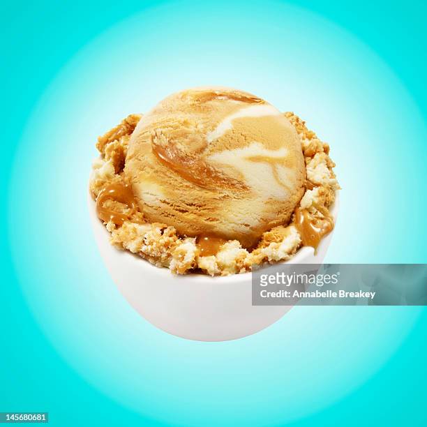 scoop of caramel vanilla ice cream - caramel stock pictures, royalty-free photos & images