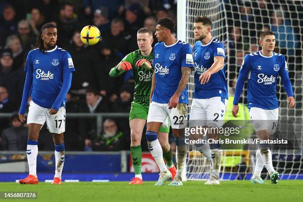 Everton players look dejected following Southampton's second goal during the Premier League match between Everton FC and Southampton FC at Goodison...