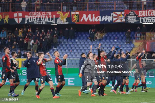 Genoa players celebrate the 1-0 victory following the final whistle of the Serie B match between Genoa CFC and Venezia FC at Stadio Luigi Ferraris on...