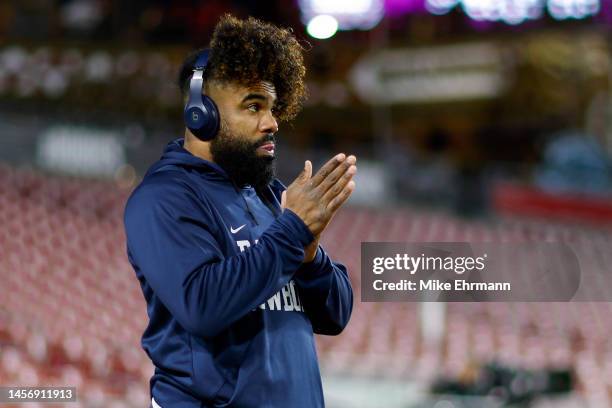 Ezekiel Elliott of the Dallas Cowboys warms up prior to a game against the Tampa Bay Buccaneers in the NFC Wild Card playoff game at Raymond James...