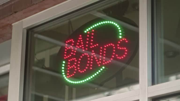 https://media.gettyimages.com/id/1456923123/video/bail-bonds-neon-sign.jpg?b=1&s=640x640&k=20&c=yr2NfrBS3vnY5JRg26N6JaYPKQPvCMrpalRGcJbNeNU=