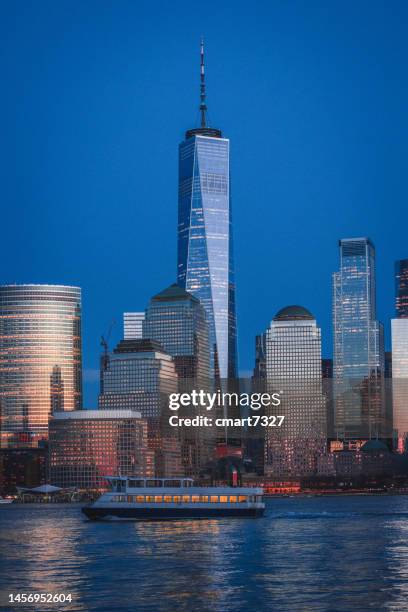 lower manhattan and ferry - one world trade center stock pictures, royalty-free photos & images