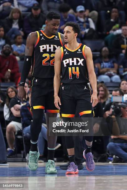 Deandre Ayton of the Phoenix Suns and Landry Shamet during the game against the Memphis Grizzlies at FedExForum on January 16, 2023 in Memphis,...