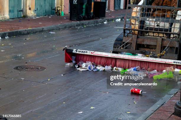 new orleans mardi gras' after the night party - a completely photojournalism after the night in the biggest carnivals around the world. - cleaning after party stock pictures, royalty-free photos & images