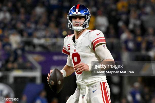 Daniel Jones of the New York Giants looks to pass against the Minnesota Vikings during the first half in the NFC Wild Card playoff game at U.S. Bank...