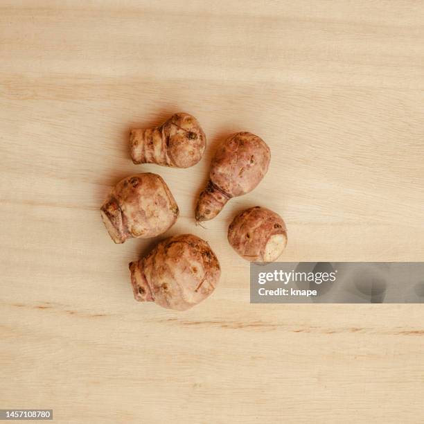 spars jerusalem artichoke still life - jerusalem artichoke stock pictures, royalty-free photos & images