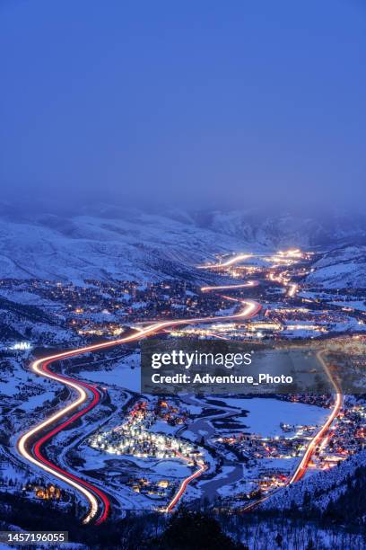 eagle and vail valley winter dusk view - beaver creek colorado stockfoto's en -beelden