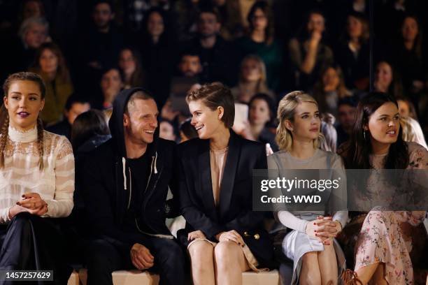 Adele Exarchopoulos, Jamie Bell, Kate Mara, Emma Roberts, Atlanta de Cadenet Taylor in the front row