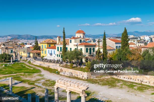 the roman forum archaeological site in athens, greece - ágora milenar imagens e fotografias de stock