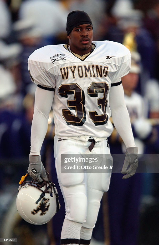 C R.davis Running back C.R. Davis of the Wyoming Cowboys walks on the field ...