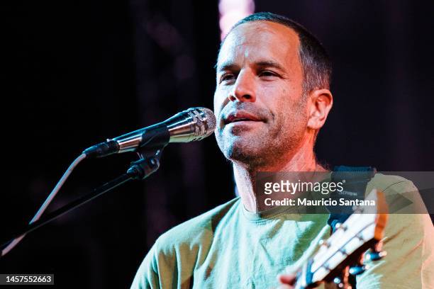 Jack Johnson performs on stage at Espaco Unimed on January 18, 2023 in Sao Paulo, Brazil.