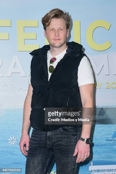 Alexander Acha poses for a photo during a press conference for the movie 'Infelices para Siempre' at Cinepolis Universidad on January 18, 2023 in...