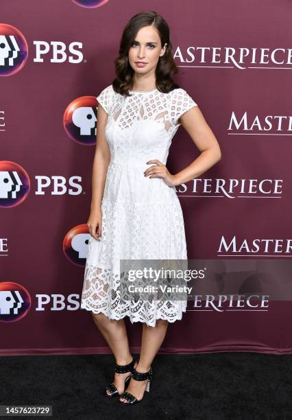 Heida Reed Photos Photos and Premium High Res Pictures - Getty Images