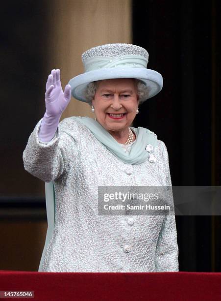 Queen Elizabeth ll stands on the balcony of Buckingham Palace, as part of the Diamond Jubilee, marking the 60th anniversary of the accession of Queen...