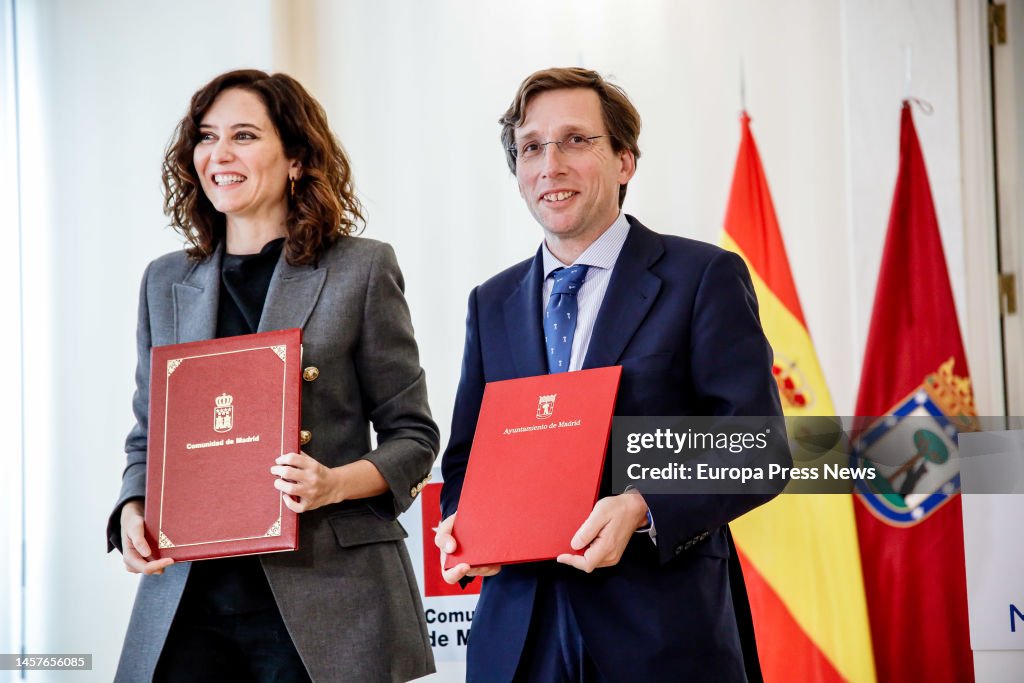 Ayuso And Almeida Sign An Agreement On The Services Of The Canarias Street Soup Kitchen In Madrid