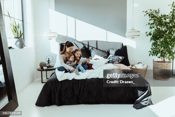 22,173 Cartoon Home Photos and Premium High Res Pictures - Getty Images 22,173 Cartoon Home Photos and Premium High Res Pictures - Getty Images
