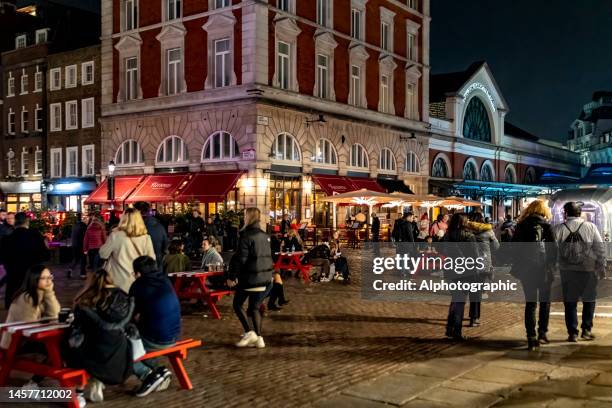 covent garden at christmas - town stock pictures, royalty-free photos & images