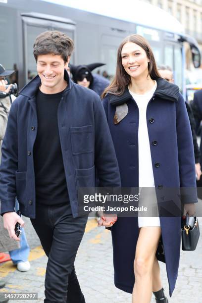 Karlie Kloss and Joshua Kushner attend the Louis Vuitton Menswear Fall-Winter 2023-2024 show as part of Paris Fashion Week on January 19, 2023 in...