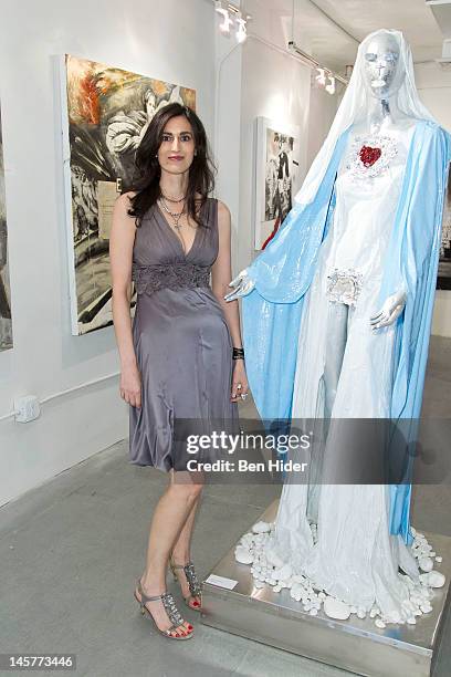 Genna Raphael Gina Raphaela Photos and Premium High Res Pictures - Getty Images