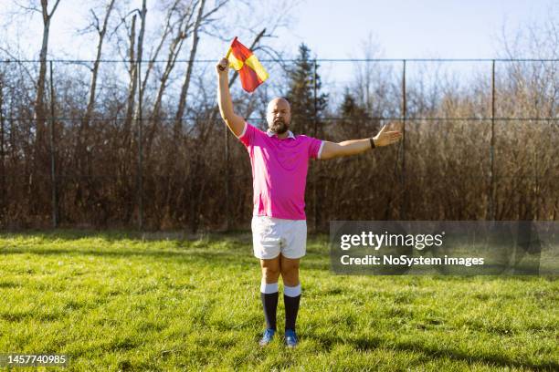 Small Rugby Referee 32,413 Rugby Referee Stock Photos, High-Res Pictures, and Images ...