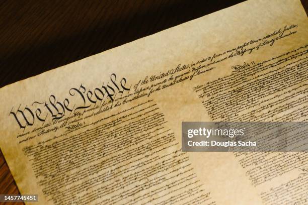 the famous constitution of the united states - verfassung stock-fotos und bilder