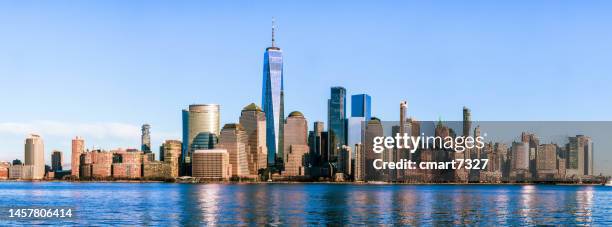 panorama of freedom tower and lower manhattan - world trade center manhattan imagens e fotografias de stock