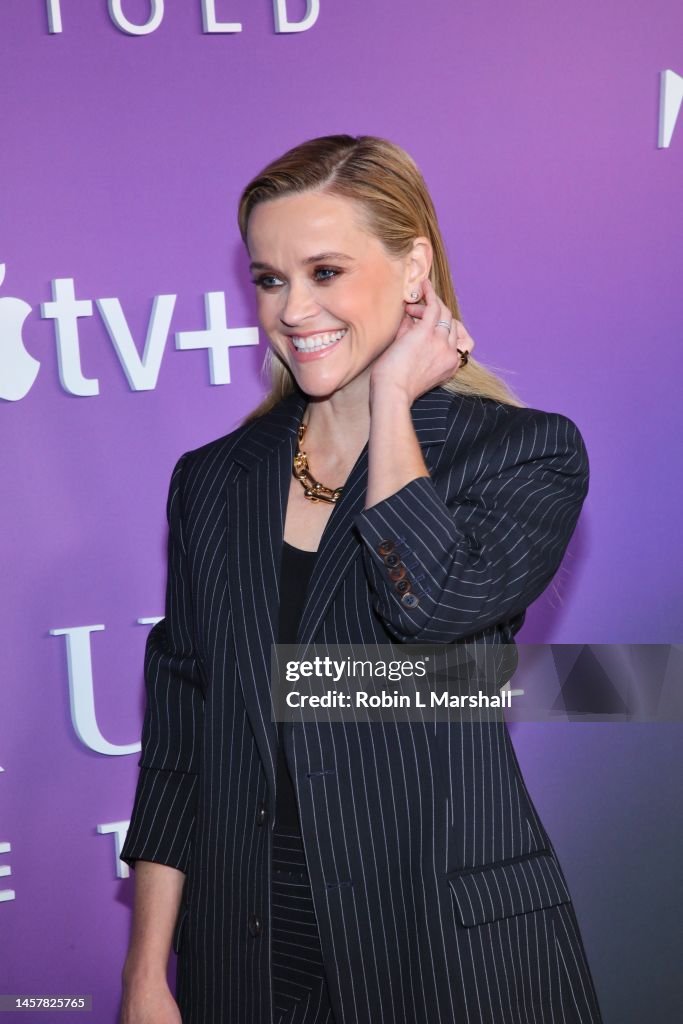 https://media.gettyimages.com/id/1457825765/photo/season-3-premiere-of-apple-tv-s-truth-be-told-arrivals.jpg?s=1024x1024&w=gi&k=20&c=Go03pS763NiZKS7LJ246_CxjV1UISvESXZiqr1SbOlw=