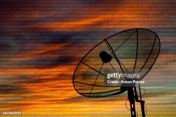 satellite dish on the background of a digital code. satellite communication concept - satellite dish photos et images de collection