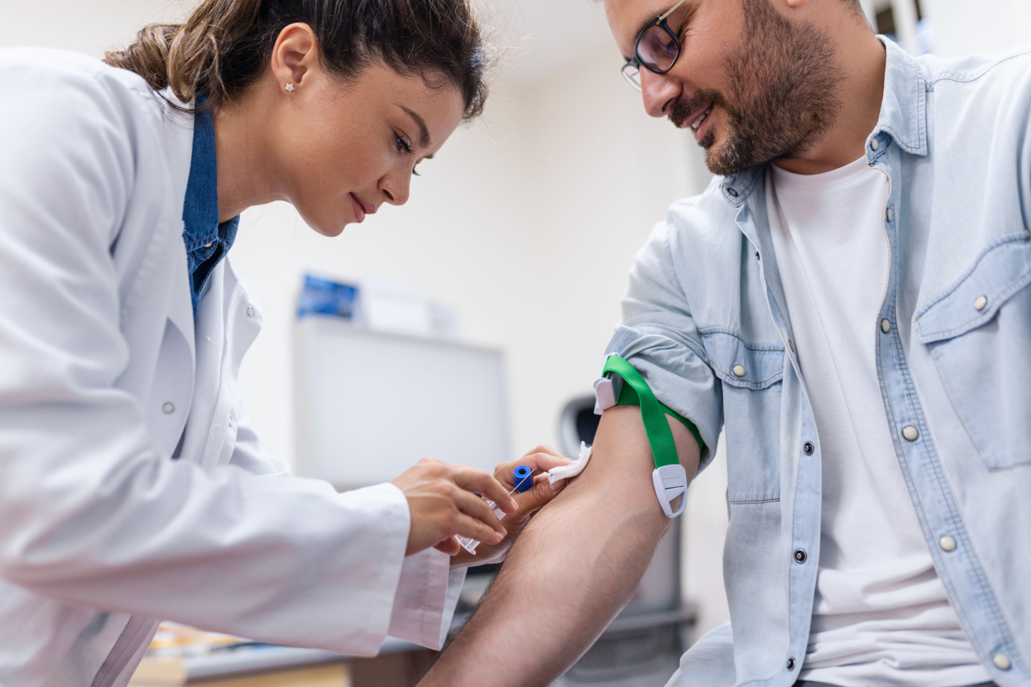 phlebotomist patient interaction