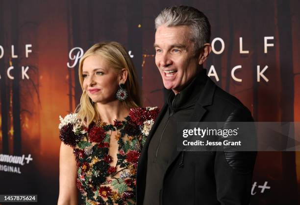 Sarah Michelle Gellar and James Marsters attend the "Wolf Pack" Premiere on January 19, 2023 in Los Angeles, California.