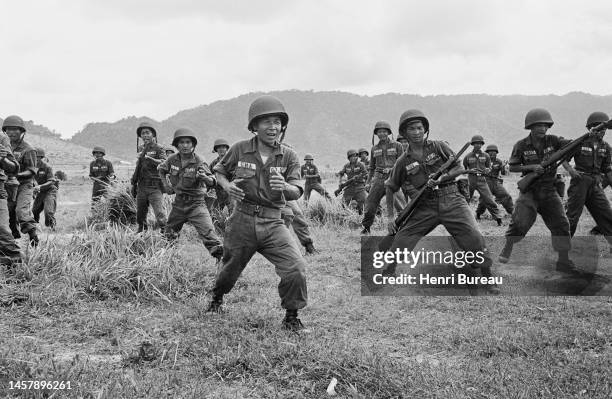 Base d’entrainement au Sud du Vietnam dans le Delta vers My-Tho.