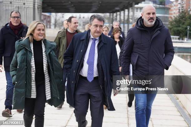 The mayor of Baracaldo, Amaia del Campo, the spokesperson of the PNV in the Congress of Deputies, Aitor Esteban, and the candidate to the general...