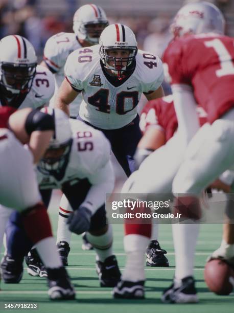 Marcus Bell, Defensive Linebacker for the University of Arizona Wildcats on the line of scrimmage during the NCAA Pac-10 Conference college football...